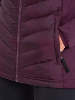 Women Tog24 Insulated & Down Fill Jackets><noscript><img width=